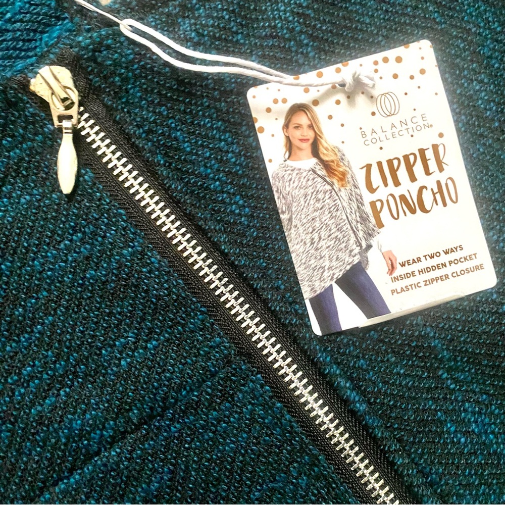 Balance Collection Zipper Poncho - Picture 3 of 10
